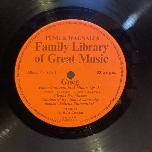 Piano Concerto In A Minor Peer Gynt Suite No. 1 (Vinyl, 1976) RCA Custom FW-307 - Picture 5 of 7